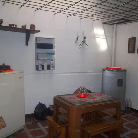 Habita Estudios Laureles Medellín Buitenkant foto